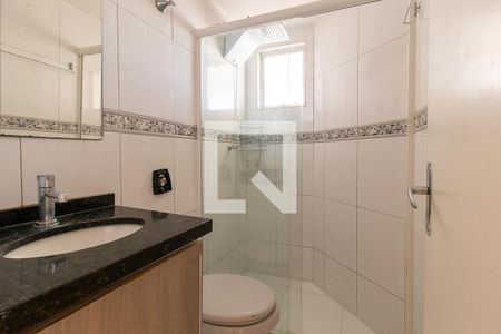 Banheiro Corredor de apartamento para alugar com 3 quartos, 60m² em Novo Mundo, Curitiba