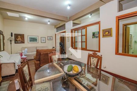 Sala de casa à venda com 3 quartos, 350m² em Petrópolis, Porto Alegre