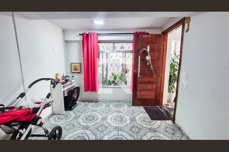 Sala de casa à venda com 4 quartos, 330m² em Penha, Rio de Janeiro