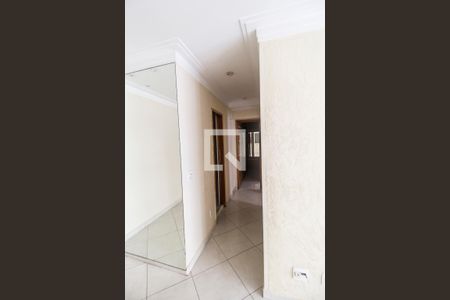 Corredor de apartamento para alugar com 2 quartos, 60m² em Alphaville Industrial, Barueri