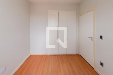 Quarto 1 de apartamento para alugar com 2 quartos, 77m² em Buritis, Belo Horizonte