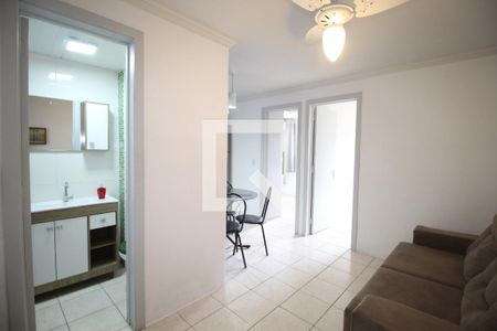 Sala de apartamento para alugar com 2 quartos, 42m² em Parque Santa Fé, Porto Alegre
