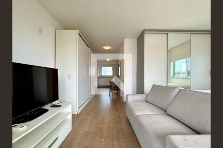 Sala  de apartamento para alugar com 1 quarto, 51m² em Brooklin, São Paulo