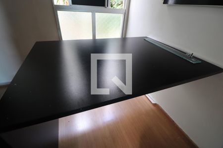 Sala de apartamento para alugar com 2 quartos, 43m² em Shopping Park, Uberlândia