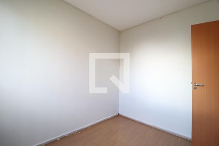 Quarto 2 de apartamento para alugar com 2 quartos, 43m² em Shopping Park, Uberlândia