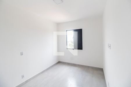 Quarto 1 de apartamento para alugar com 2 quartos, 60m² em Outeiro de São Fernando, Barueri