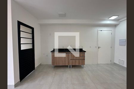 Sala/cozinha de apartamento para alugar com 2 quartos, 60m² em Outeiro de São Fernando, Barueri