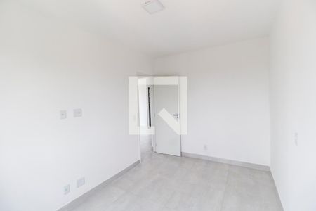 Quarto 1 de apartamento para alugar com 2 quartos, 60m² em Outeiro de São Fernando, Barueri