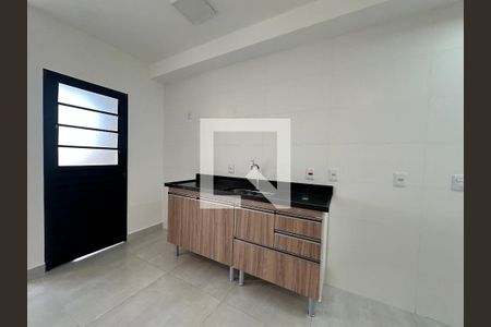 Sala/cozinha de apartamento para alugar com 2 quartos, 60m² em Outeiro de São Fernando, Barueri