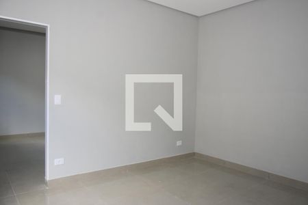 Apartamento para alugar com 2 quartos, 60m² em Jardim Santo Eduardo, Embu das Artes
