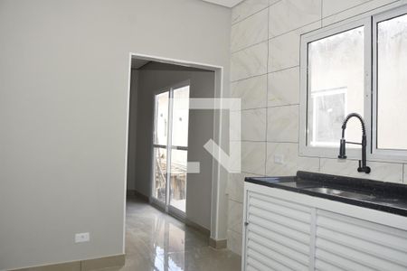 Apartamento para alugar com 2 quartos, 60m² em Jardim Santo Eduardo, Embu das Artes
