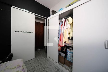 Quarto 2 de casa à venda com 3 quartos, 300m² em Cidade Líder, São Paulo