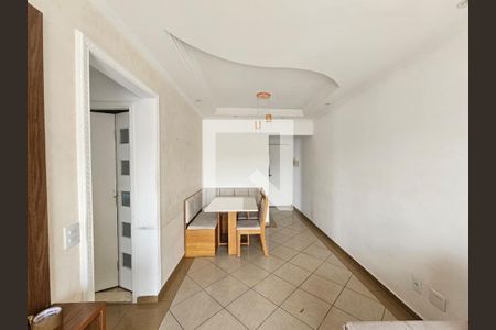 Sala de apartamento à venda com 3 quartos, 69m² em Santa Constança, São Paulo