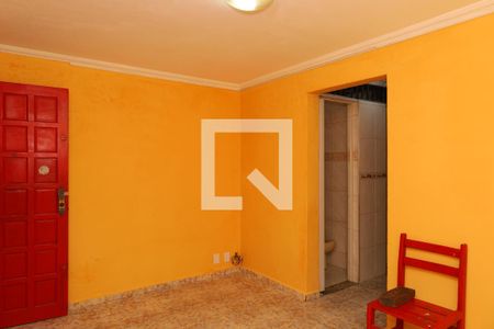 Sala de casa para alugar com 2 quartos, 250m² em Guaianases, São Paulo