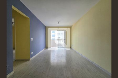 Sala de apartamento para alugar com 2 quartos, 69m² em Vila Olímpia, São Paulo