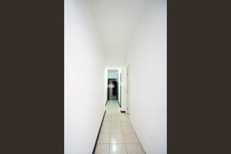 Corredor dos quartos de casa para alugar com 4 quartos, 155m² em Parque São Jorge, São Paulo