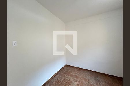 Quarto 1 de casa para alugar com 2 quartos, 72m² em Bento Ribeiro, Rio de Janeiro