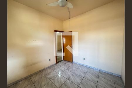 Quarto 1 de casa para alugar com 3 quartos, 82m² em Bento Ribeiro, Rio de Janeiro