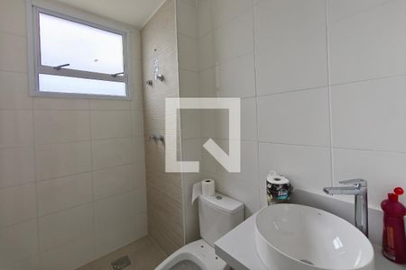 Banheiro Suíte de apartamento à venda com 2 quartos, 64m² em Parque Prado, Campinas