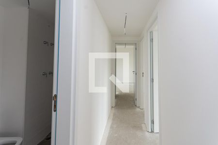 Corredor de apartamento para alugar com 3 quartos, 91m² em Vila Anastácio, São Paulo