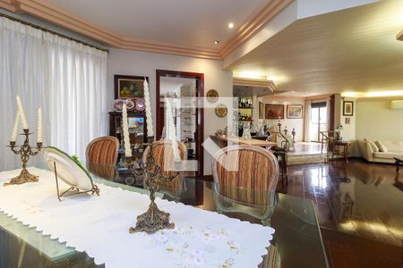 Sala de apartamento à venda com 3 quartos, 233m² em Campo Belo, São Paulo