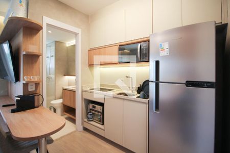 Cozinha de kitnet/studio para alugar com 1 quarto, 28m² em Indianópolis, São Paulo