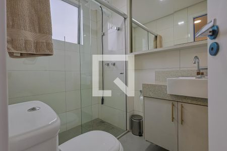 Banheiro da Suíte 1 de apartamento à venda com 3 quartos, 150m² em Serra, Belo Horizonte