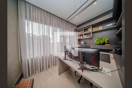 Casa à venda com 5 quartos, 484m² em Tamboré, Santana de Parnaíba