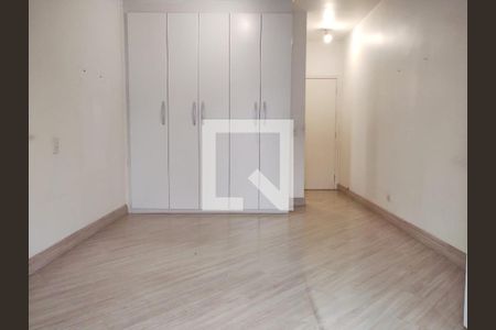 Casa à venda com 3 quartos, 160m² em Cambuci, São Paulo