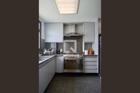 Apartamento para alugar com 4 quartos, 170m² em Sion, Belo Horizonte