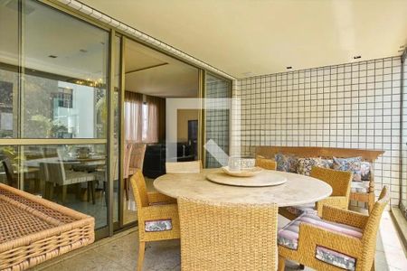Apartamento para alugar com 4 quartos, 170m² em Sion, Belo Horizonte