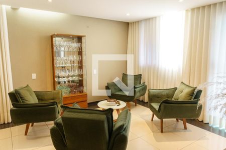 Sala de casa à venda com 4 quartos, 384m² em Santa Cruz Industrial, Contagem