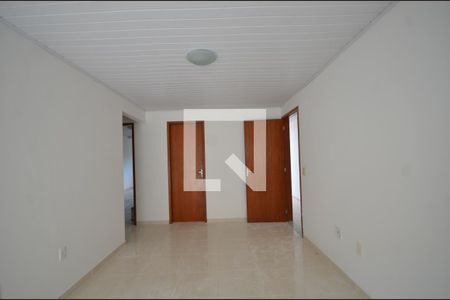 Sala de casa para alugar com 2 quartos, 93m² em Cascadura, Rio de Janeiro