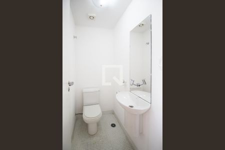 Lavabo de apartamento à venda com 1 quarto, 77m² em Vila Nova Conceição, São Paulo