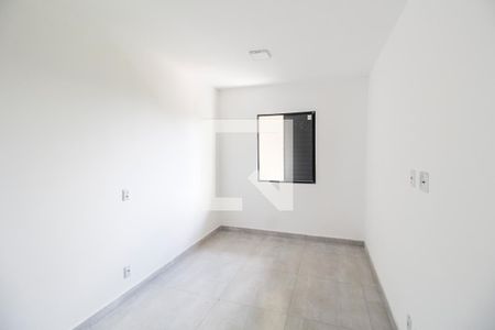Quarto de apartamento para alugar com 1 quarto, 42m² em Outeiro de São Fernando, Barueri