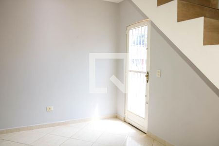 Sala 1º Pavimento de casa para alugar com 2 quartos, 70m² em Encantado, Rio de Janeiro