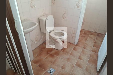 Banheiro de casa para alugar com 1 quarto, 60m² em Engenho de Dentro, Rio de Janeiro