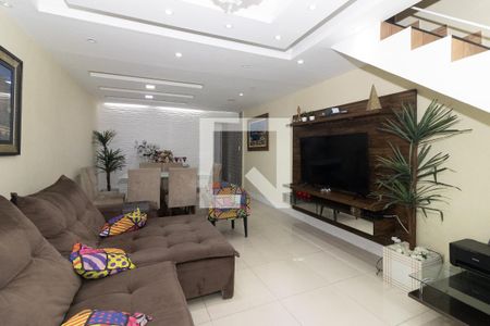 Sala de casa de condomínio para alugar com 3 quartos, 180m² em Bangu, Rio de Janeiro