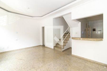 Sala de casa de condomínio para alugar com 2 quartos, 89m² em Vila Valqueire, Rio de Janeiro
