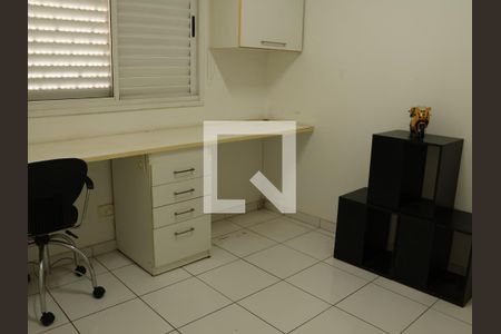 Quarto 1 de apartamento para alugar com 2 quartos, 70m² em Jardim Goiás, Goiânia