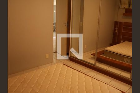 Suíte 1 de apartamento para alugar com 2 quartos, 70m² em Jardim Goiás, Goiânia