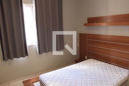 Suíte 01 de apartamento para alugar com 2 quartos, 70m² em Jardim Goiás, Goiânia