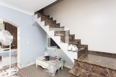 Sala de casa à venda com 3 quartos, 300m² em Cidade Antônio Estêvão de Carvalho, São Paulo