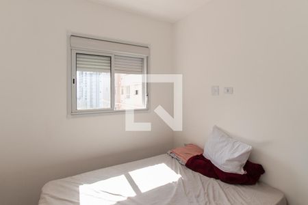 Quarto 2 de apartamento para alugar com 2 quartos, 41m² em Vila Mazzei, São Paulo