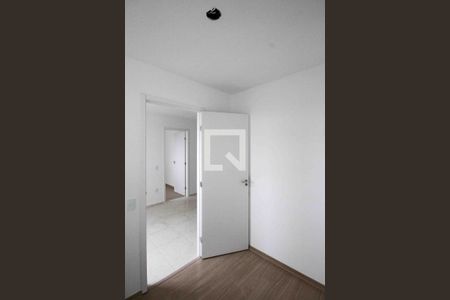 Quarto de apartamento para alugar com 2 quartos, 38m² em Conjunto Habitacional Teotonio Vilela, São Paulo