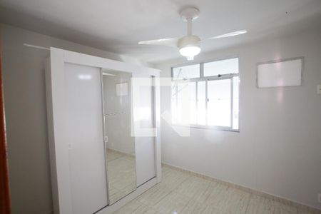 Quarto 2 de apartamento para alugar com 2 quartos, 32m² em Taquara, Rio de Janeiro