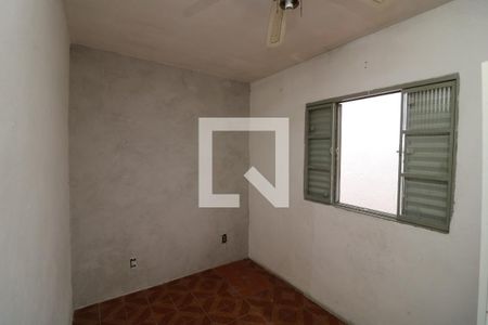 Quarto de casa para alugar com 2 quartos, 60m² em Parque Sao Rafael, São Paulo