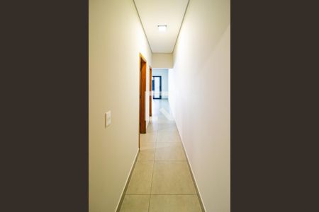 corredor de casa para alugar com 2 quartos, 91m² em Parque Residencial Sabiás, Indaiatuba
