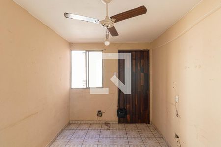 Sala de apartamento para alugar com 2 quartos, 48m² em Conjunto Habitacional Inácio Monteiro, São Paulo
