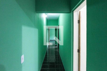 Corredor de casa para alugar com 2 quartos, 100m² em Jardim Iguatemi, São Paulo